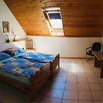 Aligvar Vendeghaz Vakantiehuis Salfold