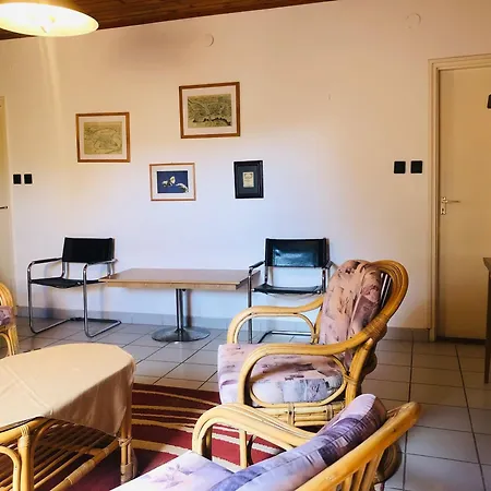 Holiday home Aligvar Vendeghaz *